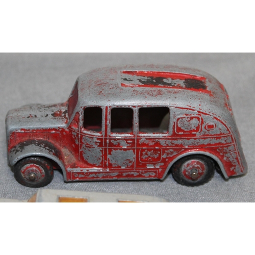 661 - A Collection Of Vintage Dinky & Lesney Buses /Coaches