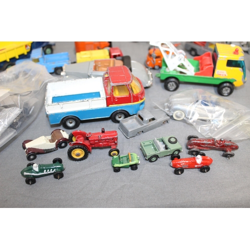 679 - A Quantity Of Collectable Vehicles And Accessories Inc-
Corgi,
Dinky Toy
Britains Ltd
Top Boy
Matchb... 