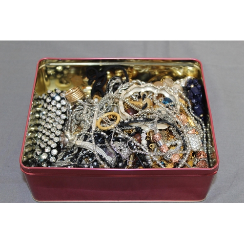 336 - Tin Containing Jewellery Items 
All Proceeds Go To Charity