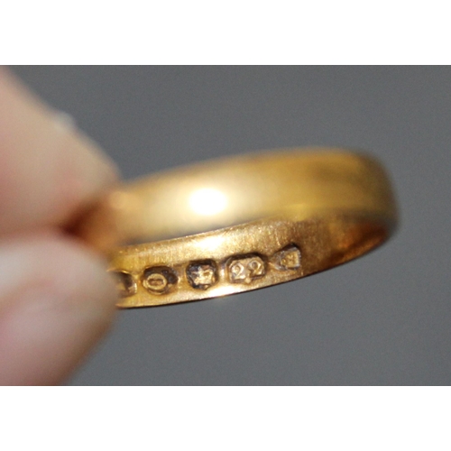 495 - Stamped 22ct Gold Band Ring
Size-M
Weight-2.16g