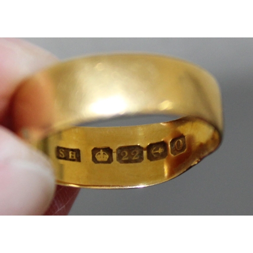 497 - Stamped 22ct Gold Band Ring
Size-M
Weight-2.90g