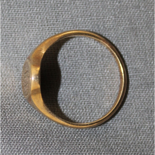 501 - Stamped 375 Gold Signet Ring
Size-Q
Weight-3.83g