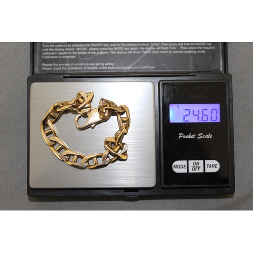 506 - Stamped 375 Gold Anchor Bracelet
Weight-24.60g