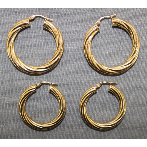 518 - Two Pairs Stamped 375 Gold Hooped Earrings
Total Weight-5.82g