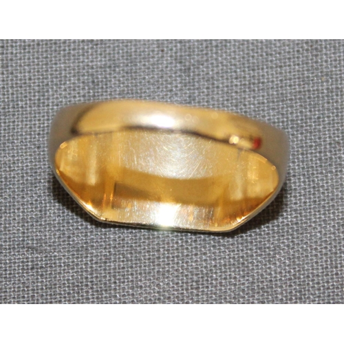 523 - Stamped 375 Gold Ring
Size-S
Weight-4.15g