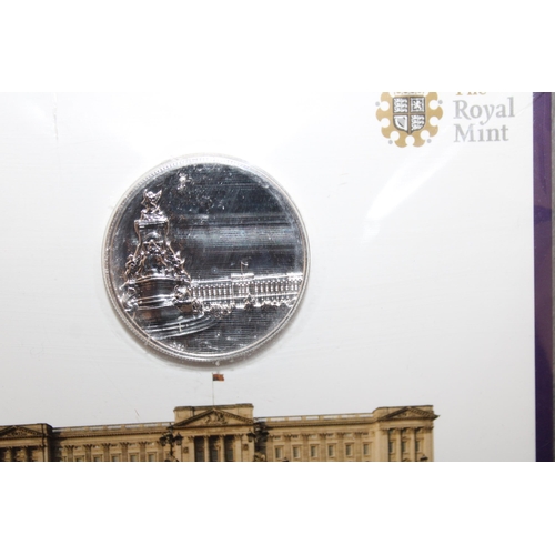 201 - The Royal Mint Buckingham Palace 2015 UK £100 Fine Silver Coin Sealed