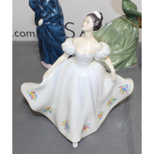 34 - 7 x Collectable Royal Doulton Figurines Inc One Rare Old Royal Doulton 