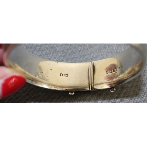 417 - Silver Hallmarked Ladies Bangle Marked GJ LD