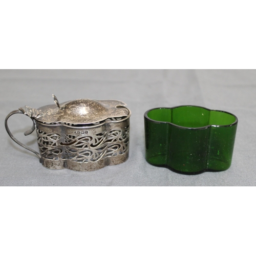 418 - A Silver Hallmarked Mustard Pot With Green Glass Insert