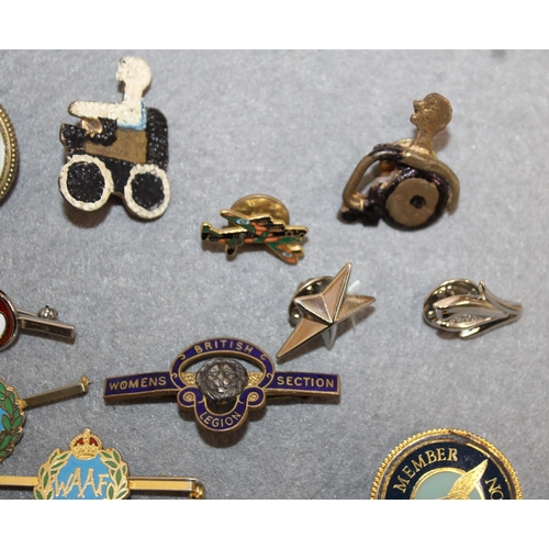 76 - Qty Of Collectable Badges