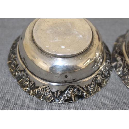 466 - Pair Of Silver Hallmarked Bon Bon Dishes
Diameter Of Top 5cm