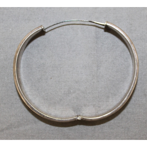 474 - Silver Hallmarked Ladies Bangle