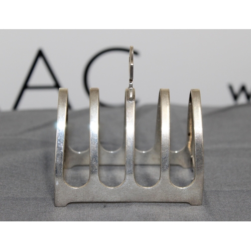 477 - Small Silver Hallmarked Toast Rack
Height 8cm