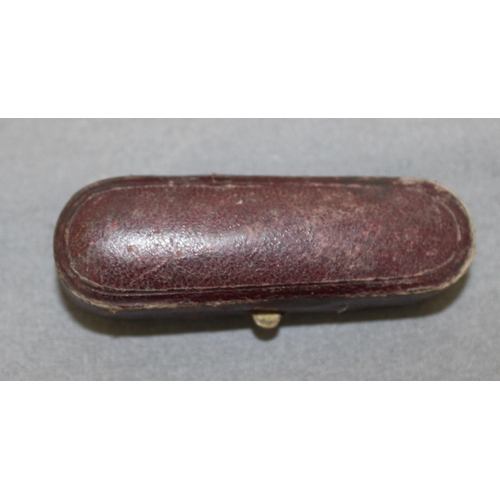 546 - Vintage Cigar Holder Case