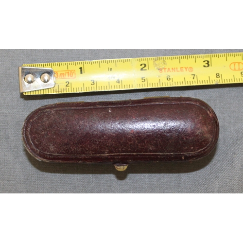 546 - Vintage Cigar Holder Case