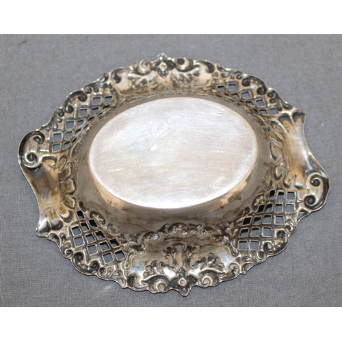 483 - Silver Hallmarked Bon Bon Dish
Length 11cm