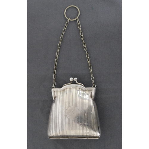 376 - EPNS Collectable Coin Purse on Chain
Dimensions 7.5cm by 9.5cm