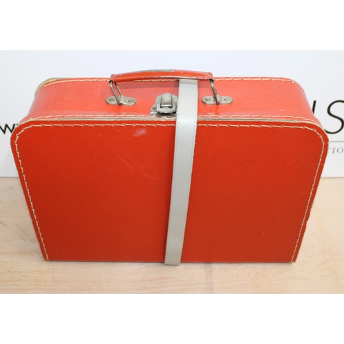 541 - Vintage Small Case