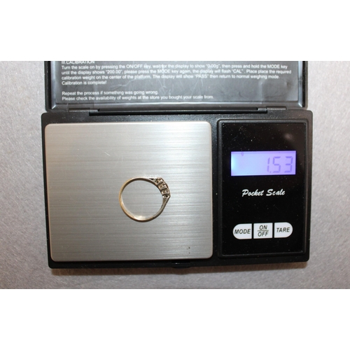 440 - Stamped 9CT & SIL Ring Size-R Total Weight-1.53g In A Box