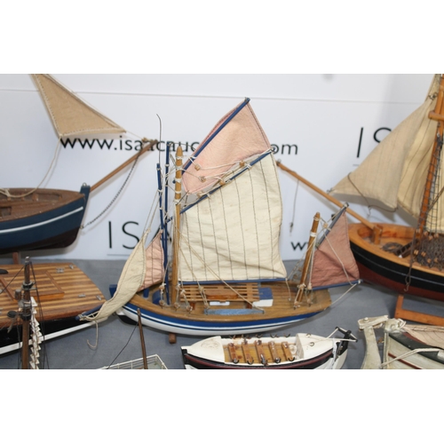 560 - A Collection Of Various Boats In Various Conditions
Longest 72cm
COLLECTION ONLY