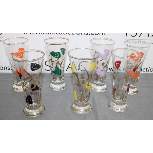 14 - Set Of 7 1960's Tall Glasses
Height 18cm
COLLECTION ONLY