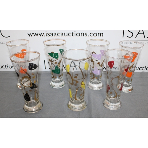 14 - Set Of 7 1960's Tall Glasses
Height 18cm
COLLECTION ONLY