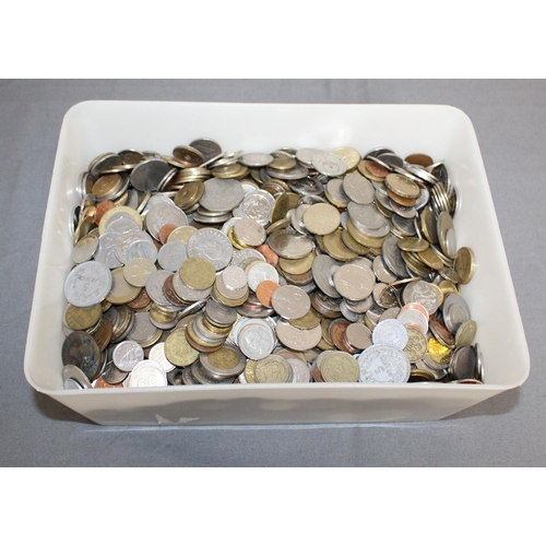 193 - 10kg Worldwide Coinage