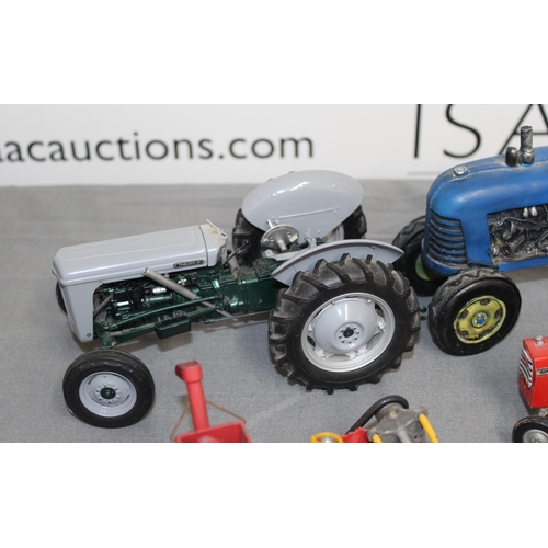 566 - Collection Of Farm Tractors Etc Inc- Corgi, Limited Edition universal Hobbies, Lesney, Dinky Etc