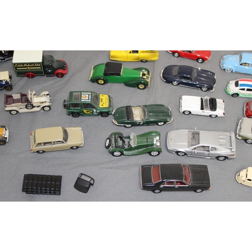 570 - Quantity Of Collectable Vehicles Inc-Days Gone, Vanguards, Solido, Corgi, Edocar, Matchbox Etc