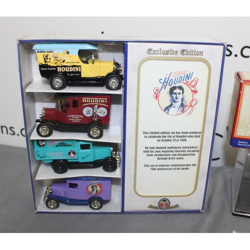 579 - Collection Of Boxed Cased Vehicles Inc-Nascar Fans Limited Edition 1998 , Corgi,  Oxford Diecast, Cl... 