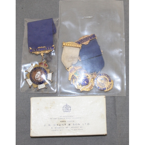 76 - Small Quantity of Sporting Fobs / Medals