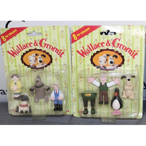 590 - 4 Original Package Collectable Wallace And Gromit Characters