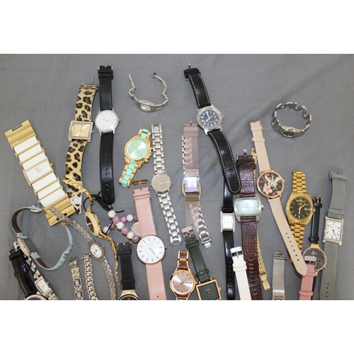 446 - A Quantity of Watches ( UNTESTED )
All Proceeds Go To Charity