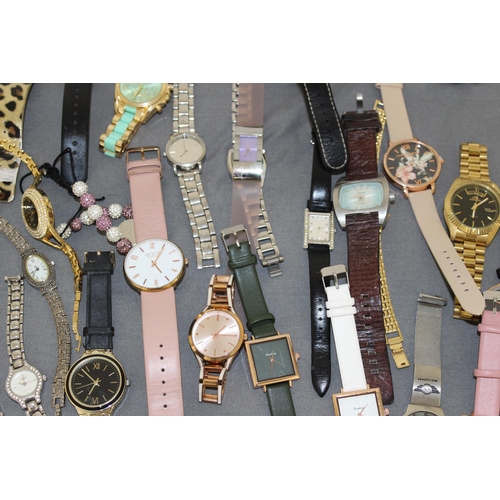 446 - A Quantity of Watches ( UNTESTED )
All Proceeds Go To Charity