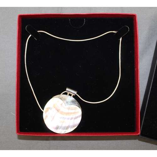 405 - 2 Boxed 925 Silver Necklaces
All Proceeds Go To Charity