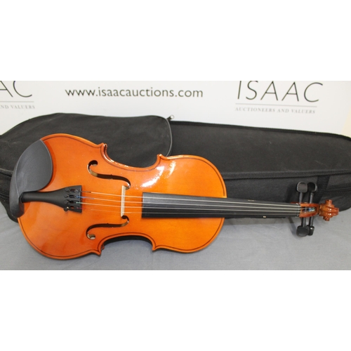 117 - Violin In Case
All Proceeds Go To Charity