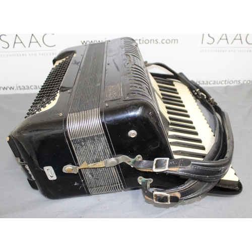 118 - Vintage Cased Accordion Untested
Collection Only
All Proceeds Go To Charity