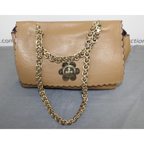 4 - Mulberry Cecily Flower Bag In Biscuit Used Condition
But Clean
All Proceeds Go To Charity