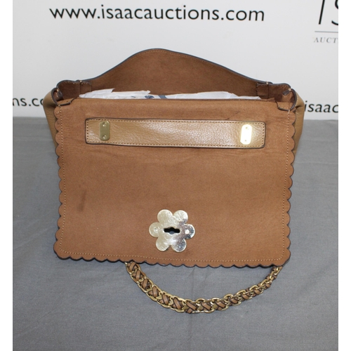 4 - Mulberry Cecily Flower Bag In Biscuit Used Condition
But Clean
All Proceeds Go To Charity