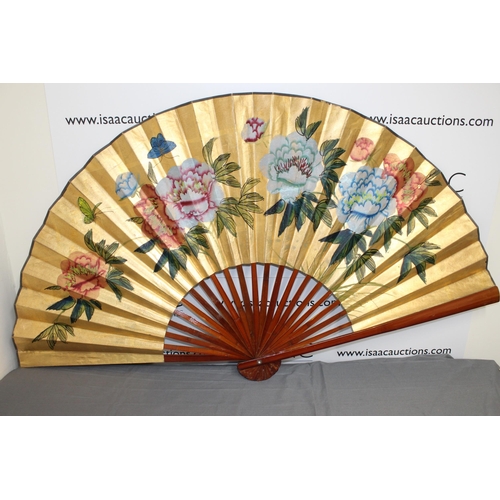 12 - Large Decorative Fan
Length 138cm open
Height 76cm