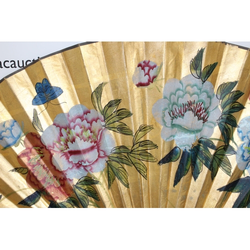 12 - Large Decorative Fan
Length 138cm open
Height 76cm