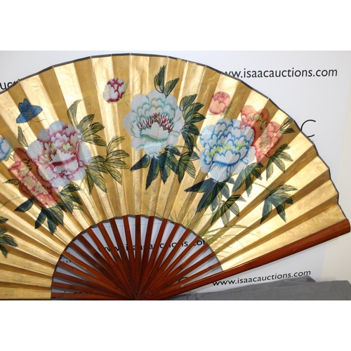 12 - Large Decorative Fan
Length 138cm open
Height 76cm