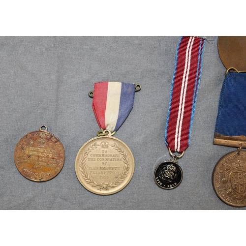 98 - Quantity of Medals - Various Subjects