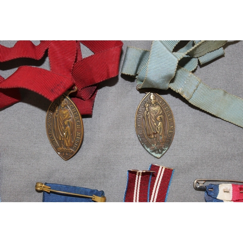 98 - Quantity of Medals - Various Subjects