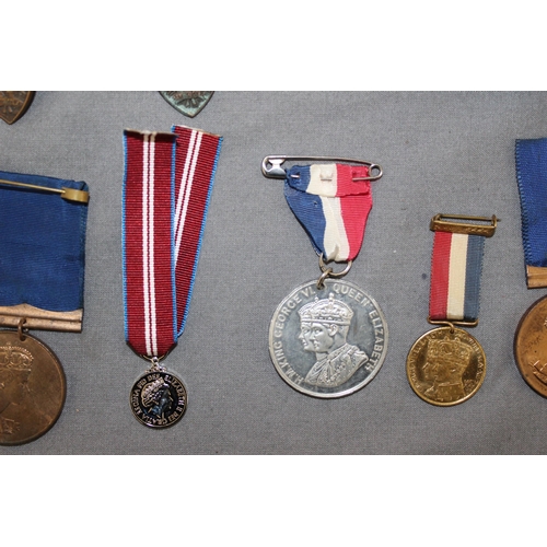 98 - Quantity of Medals - Various Subjects