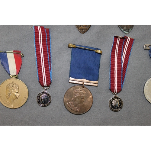 98 - Quantity of Medals - Various Subjects