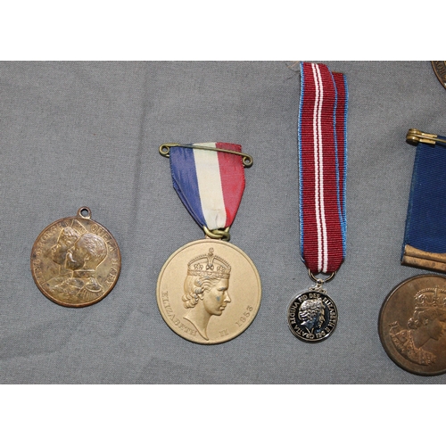 98 - Quantity of Medals - Various Subjects