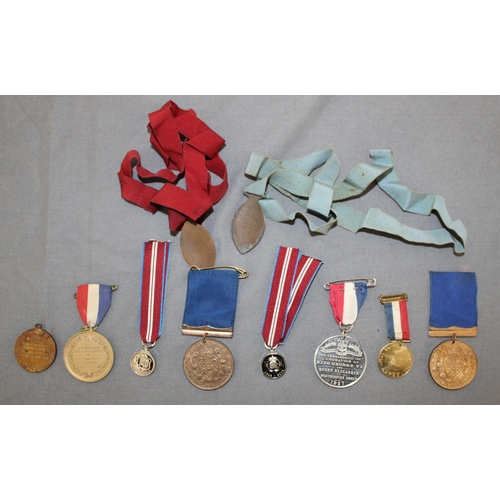 98 - Quantity of Medals - Various Subjects