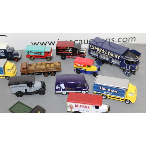 569 - Quantity Of Collectable Vehicles Inc-Lledo, Corgi, Days Gone, Oxford Diecast Etc