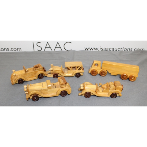 454 - Collection Of Wooden Vehicles
Longest 18cm